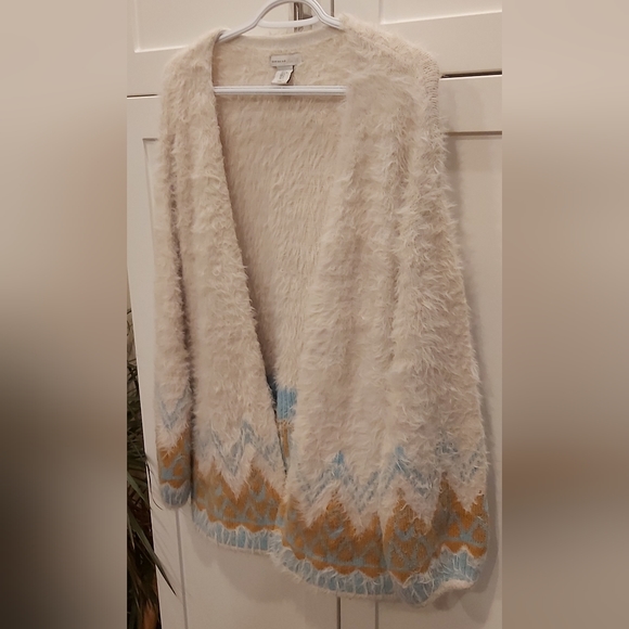 Shrinking Violet open cardigan. - Picture 6 of 7